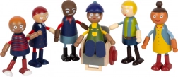 Træfigurer familie med kørestol
