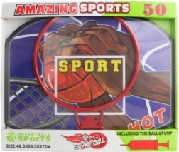 Stor basketballkurv med bold og pumpe