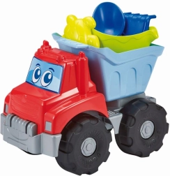 Lastbil med vandkande og sæt til sand