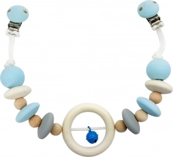 Hess barnevognsophæng i naturtræ med blå klokke