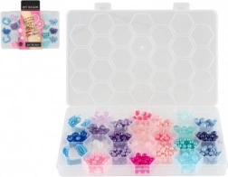 Plastfarvede perler med snor i æske