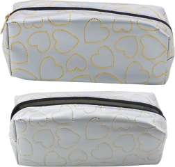 Sølvfarvet skolepenalhus med gyldne hjerter