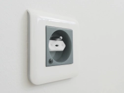 Sikkerhedsstikdåse hvid