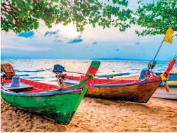 Puslespil farverige både på stranden 2000 brikker