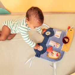 Tekstilpanel til tremmeseng - hunden Jules