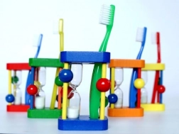Tandbørsteholder med timeglas HESS