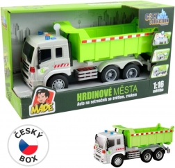 Lastbil med inertihjul med lys og lyd