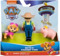 Sæt med figurer Paw Patrol Skye og landmand Yumi med smågris