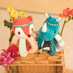 Lilliputiens rangle ræven Alice med rød fugl