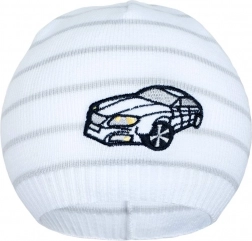 forårsstrikket hue New Baby med lille bil hvid/lysegrå