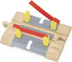 Træjernbaneoverkørsel med bomme på batteri