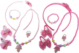 moderne sæt med dukke og tilbehør til små pyntedukker