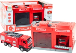 Brandstation med bil og walkie-talkie