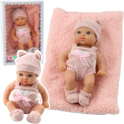 Stofdukke baby med et stykke tæppe, rosa‑hvidt tøj, hue, 18 cm