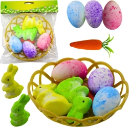 Påskepynt med kurv med kaniner, æg og gulerødder