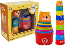 Pyramide af kopper til spædbørn med tal