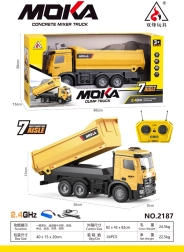 Fjernstyret gul dumper