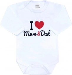baby bomuldsbody med print i love mum and dad – langærmet