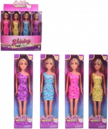 Dukke i elegante kjoler