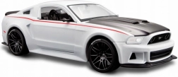 Kompositmodel Ford Mustang Street Racer 1:24 hvid
