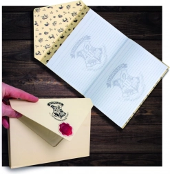 Linjeret Harry Potter-notesbog med magnetlukning