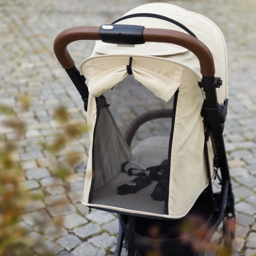 Forlængelig kaleche og ventilation til sommerdage