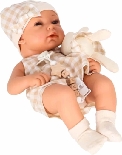 Realistisk babydukke med tilbehør