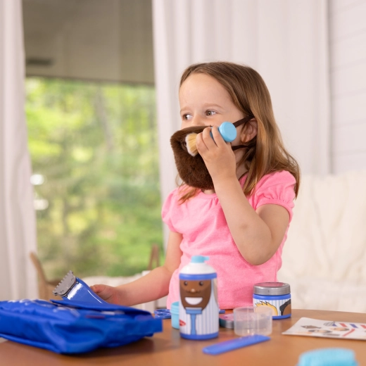 Sjovt aftageligt skæg til rolleleg