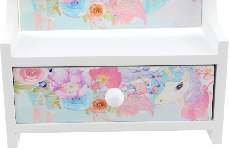 Praktisk skuffe til skatte