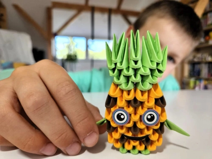 Sjov dekoration i form af en ananas