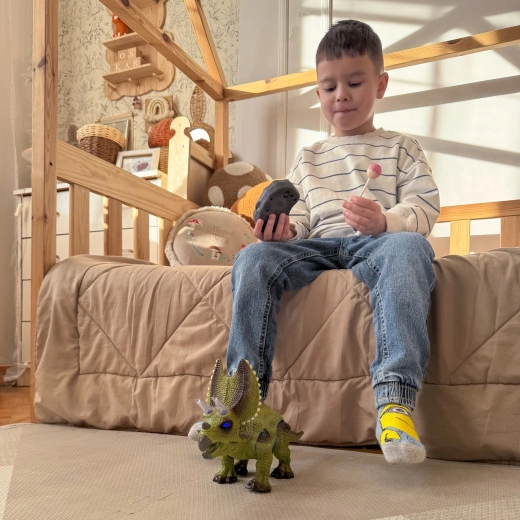 Lys og dinosaurbrøl