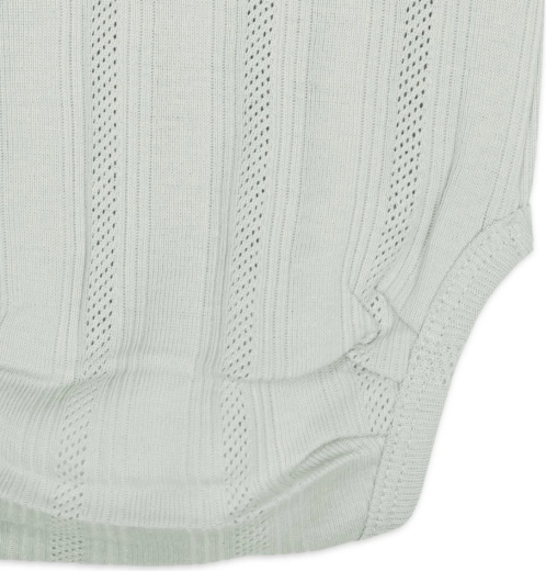 Pointelle-strik med moderne udtryk