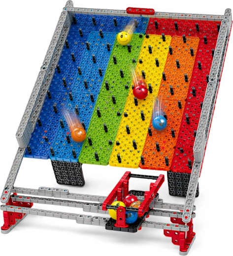 Regnbuefarvet spilleflade med forhindringer