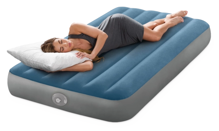 Behagelig ruskindsoverflade og lav profil