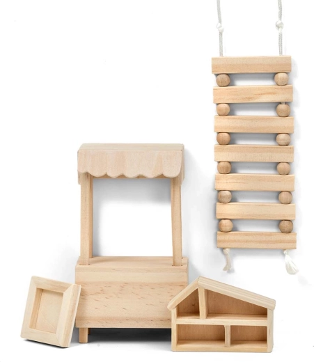 DIY-tilbehør i naturligt træ klar til at blive dekoreret