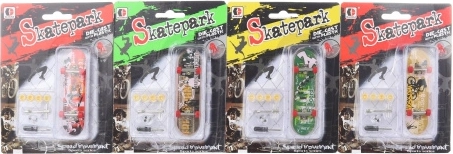 Plastik skateboard med tilbehør