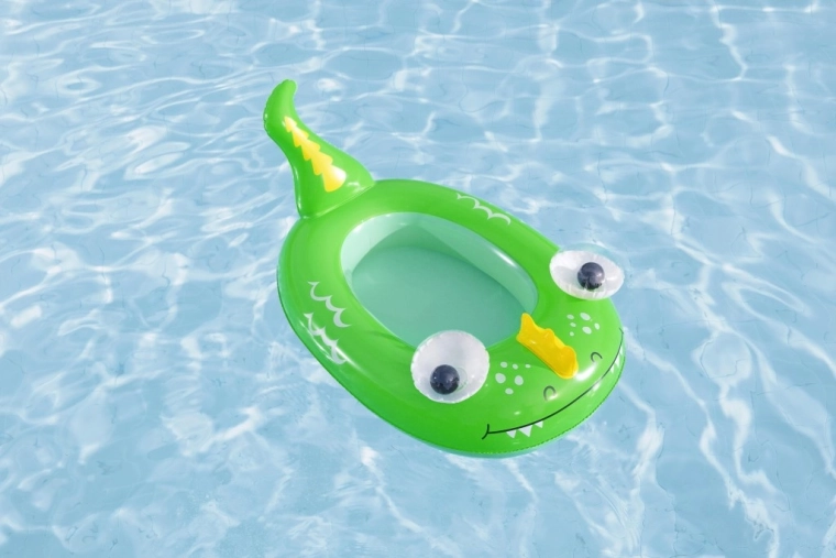 Glad grøn drage til legende sejlads