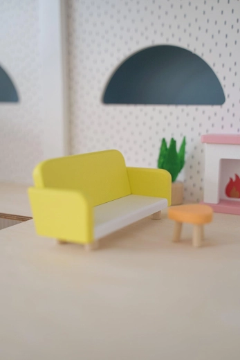 Træsofa til hyggelig leg