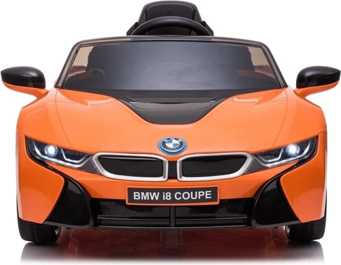 Realistisk BMW i8-design med LED-lys
