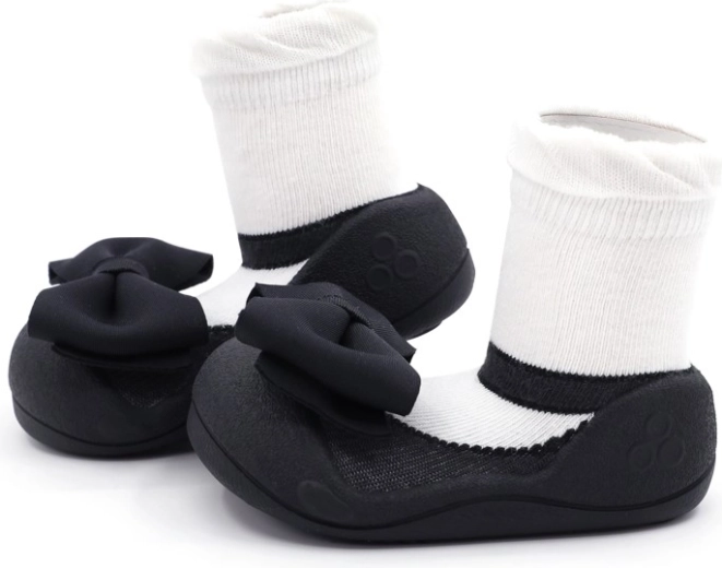 Barefoot-fornemmelse og rummelig tåboks for sund udvikling