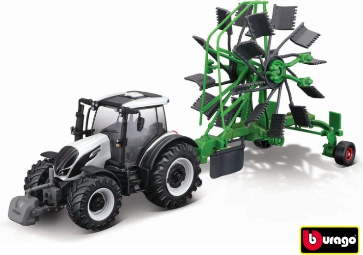 Traktor Valtra N174 med landbrugsredskab