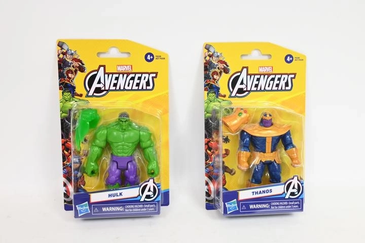 Marvel Avengers actionfigur Hulk eller Thanos 11 cm