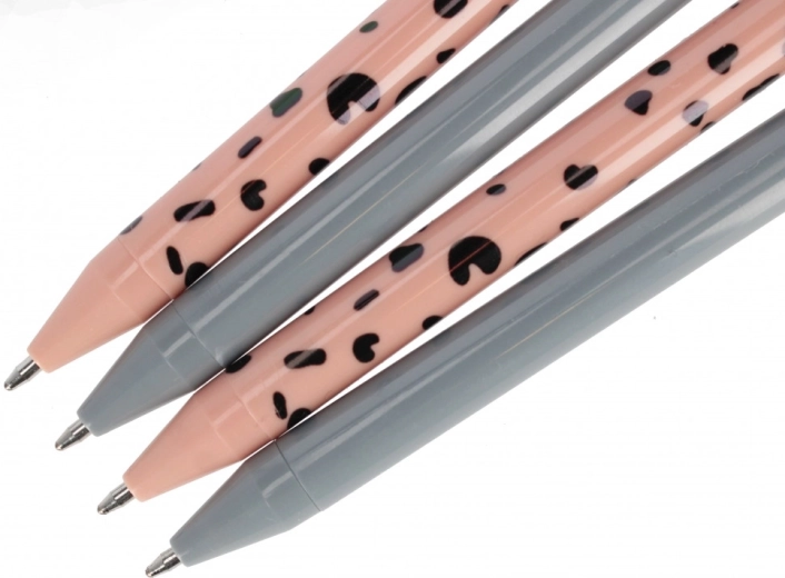 Stilfuld farvekombination i sæt med 4 stk.