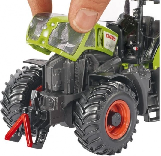 Åbnelig motorhjelm og detaljeret motor