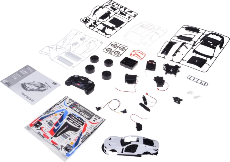 Byg, påfør klistermærker og kør: 74 præcise dele