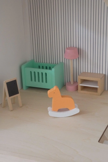 Træudførelse til kreativ leg