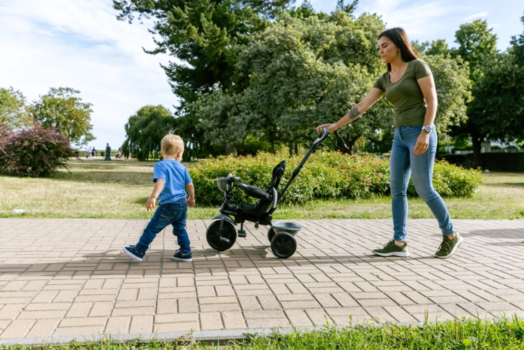 4 i 1: fra styret kørsel til selvstændig pedalkørsel