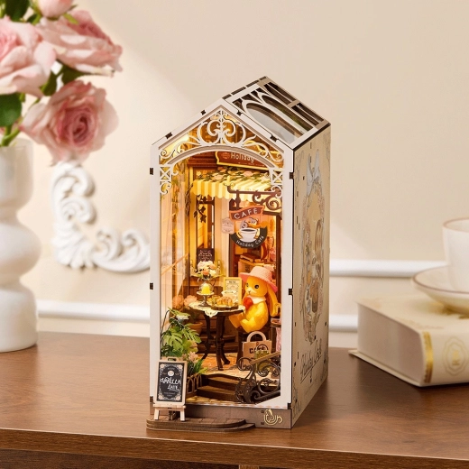 Stabil bogstøtte og stilfuldt book nook