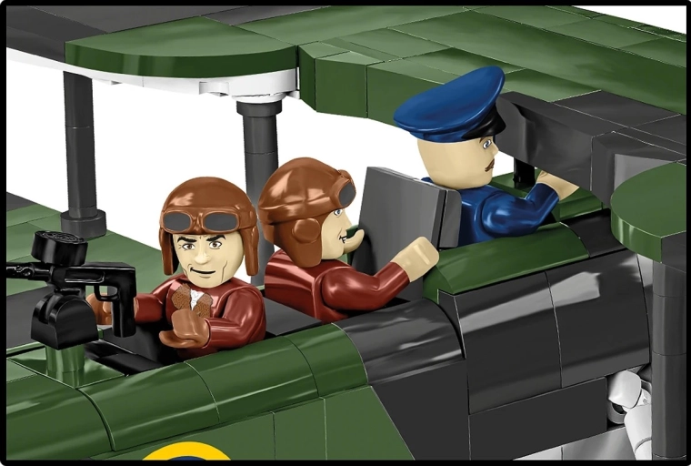 Detaljeret cockpit og flerpersoners besætning