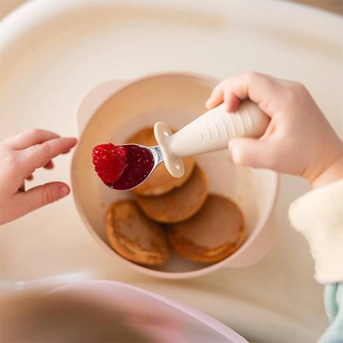 Rustfrit stål og skånsomt afrundede kanter